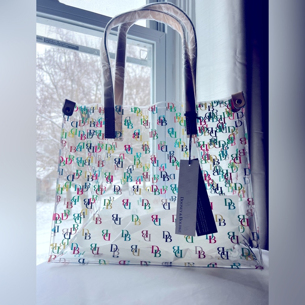 NWT Dooney and Bourke Medium Shopper Tote - Clear Signature Bag Monogram
